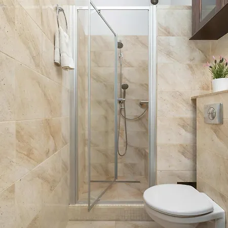 Apartamento Charming One-Bedroom Apartment Cracow Lenartowicza 18 By Heyrent